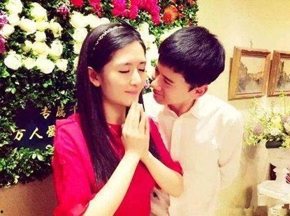 娱乐大事件吃瓜微博,揭秘吃瓜微博背后的娱乐大事件